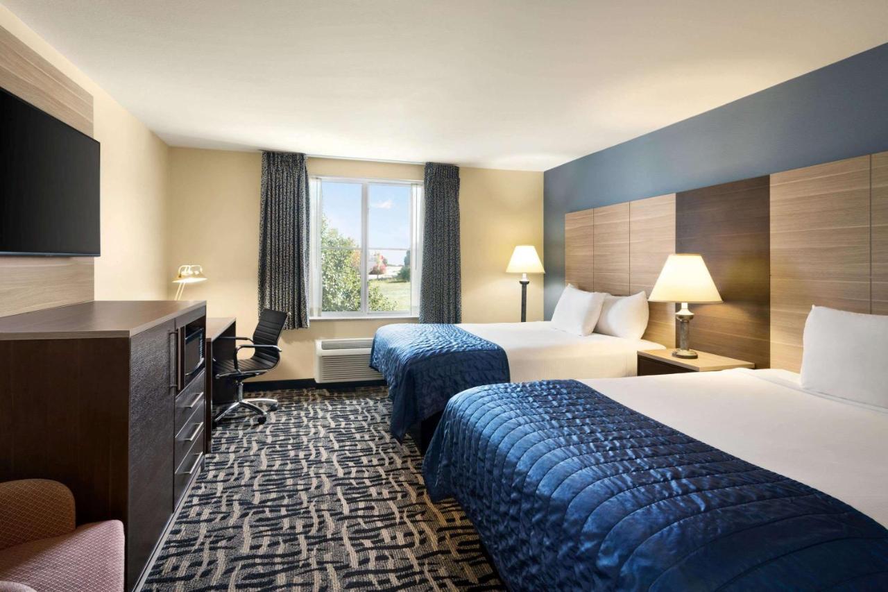 | Baymont by Wyndham Ft. Leonard/Saint Robert