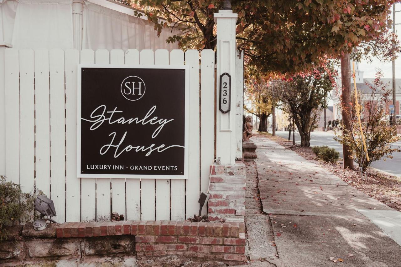  | Stanley House Inn