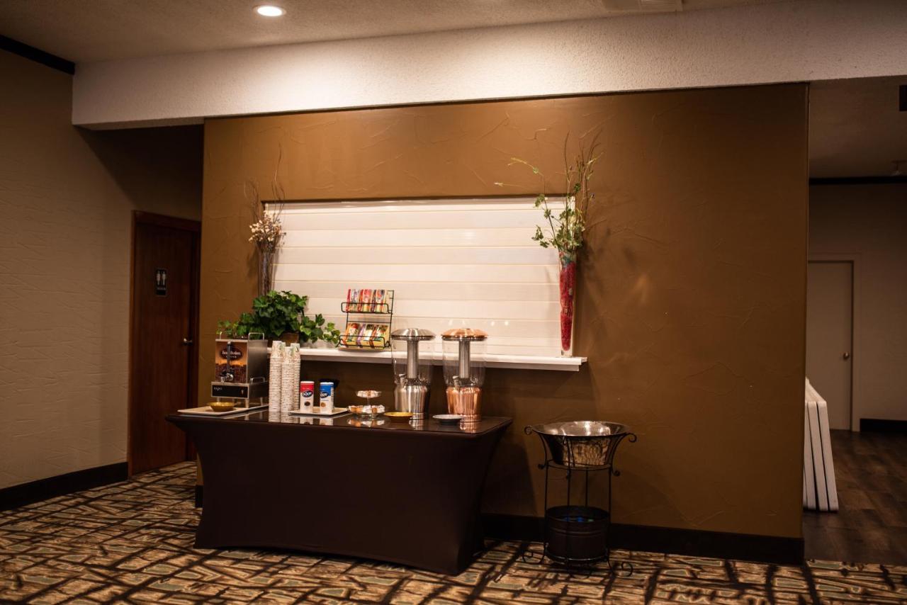  | Gateway Inn and Suites