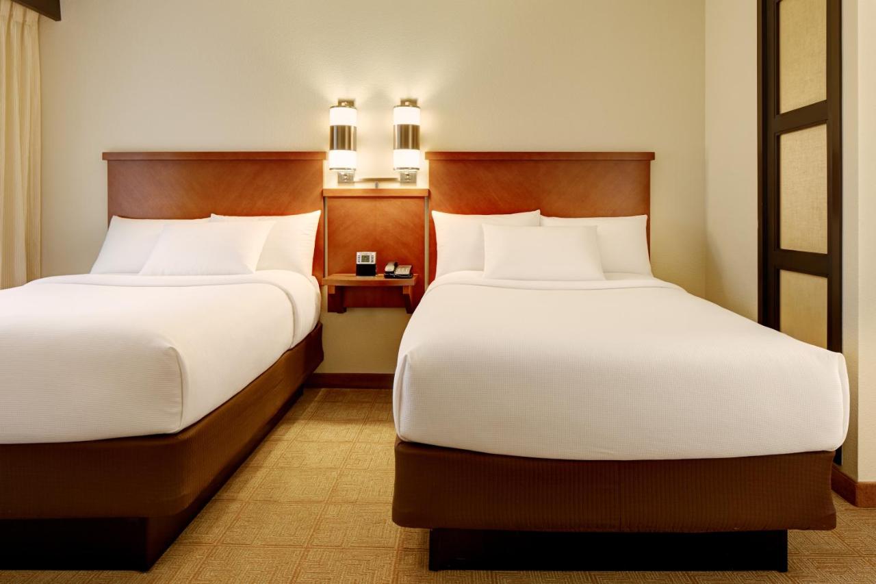 High Floor Two Doubles with SofaBed at Hyatt Place Phoenix -North