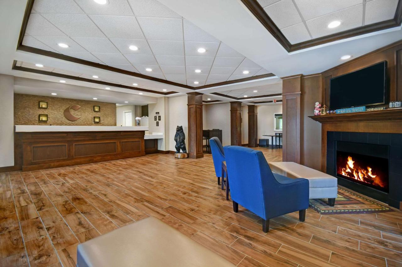 | Comfort Inn & Suites Wilton