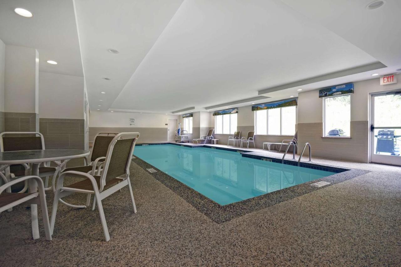 | Comfort Inn & Suites Wilton