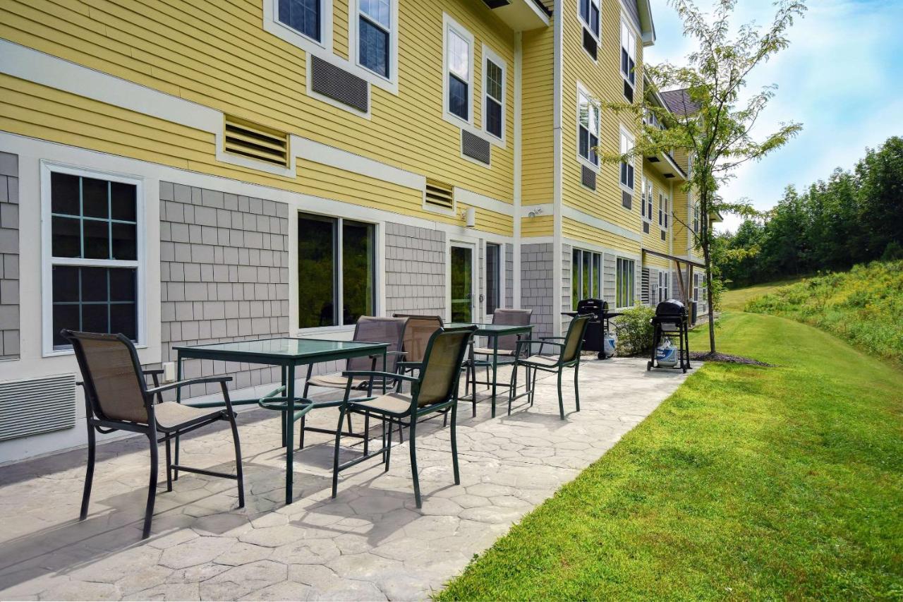 | Comfort Inn & Suites Wilton
