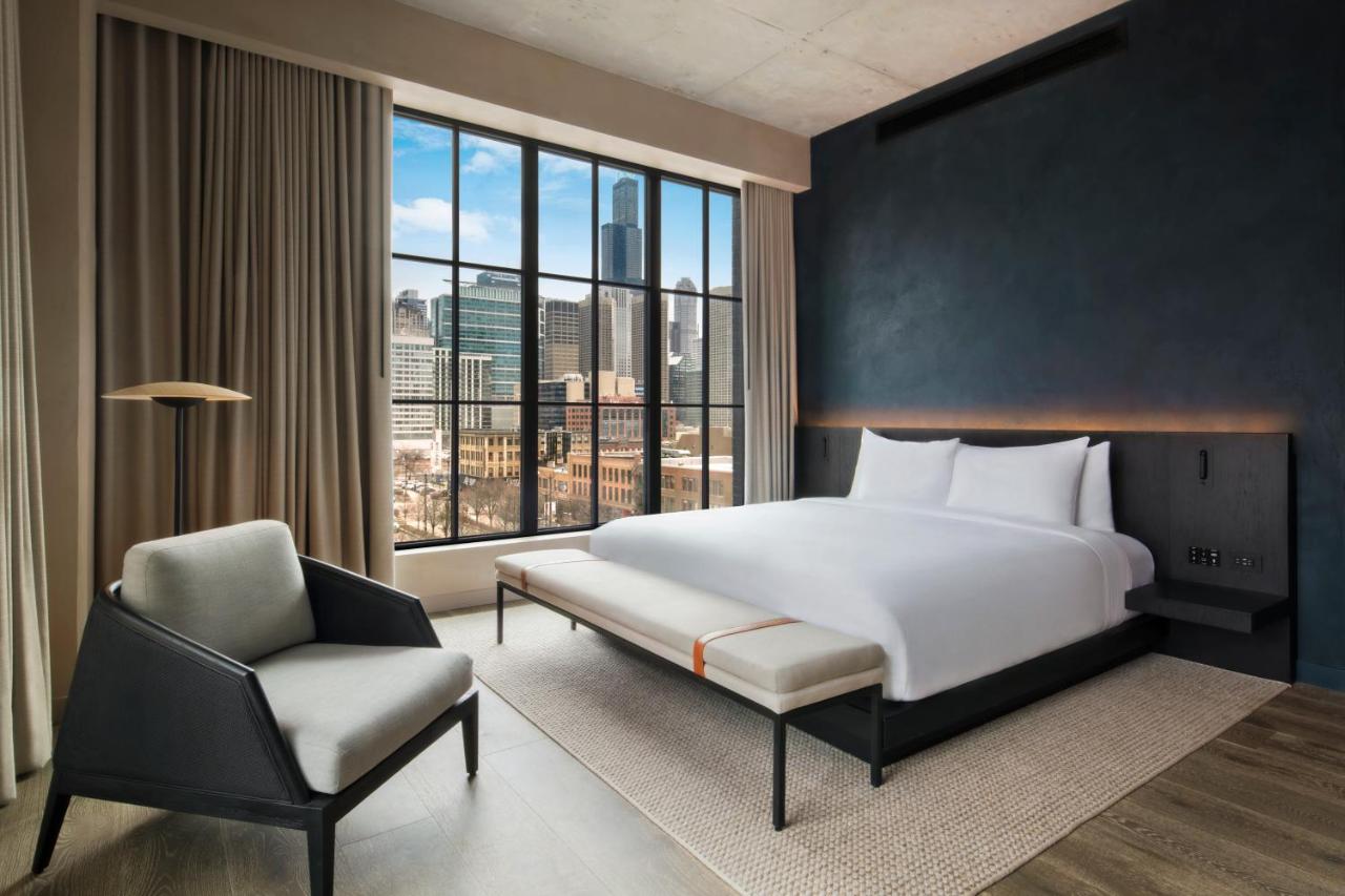 Zen Deluxe Suite at Nobu Hotel Chicago