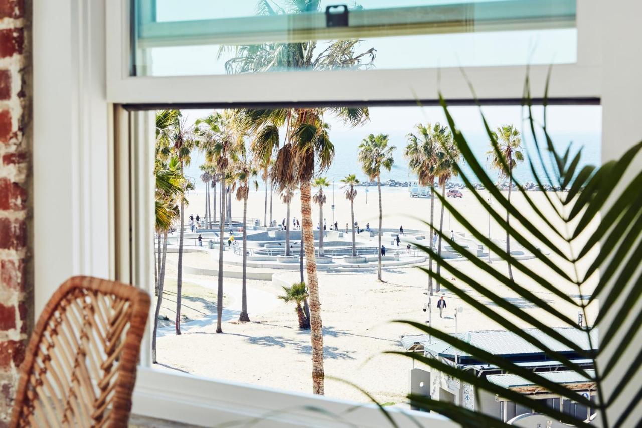 | Venice V Hotel