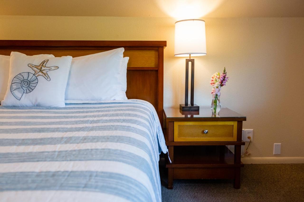 | Discovery Inn