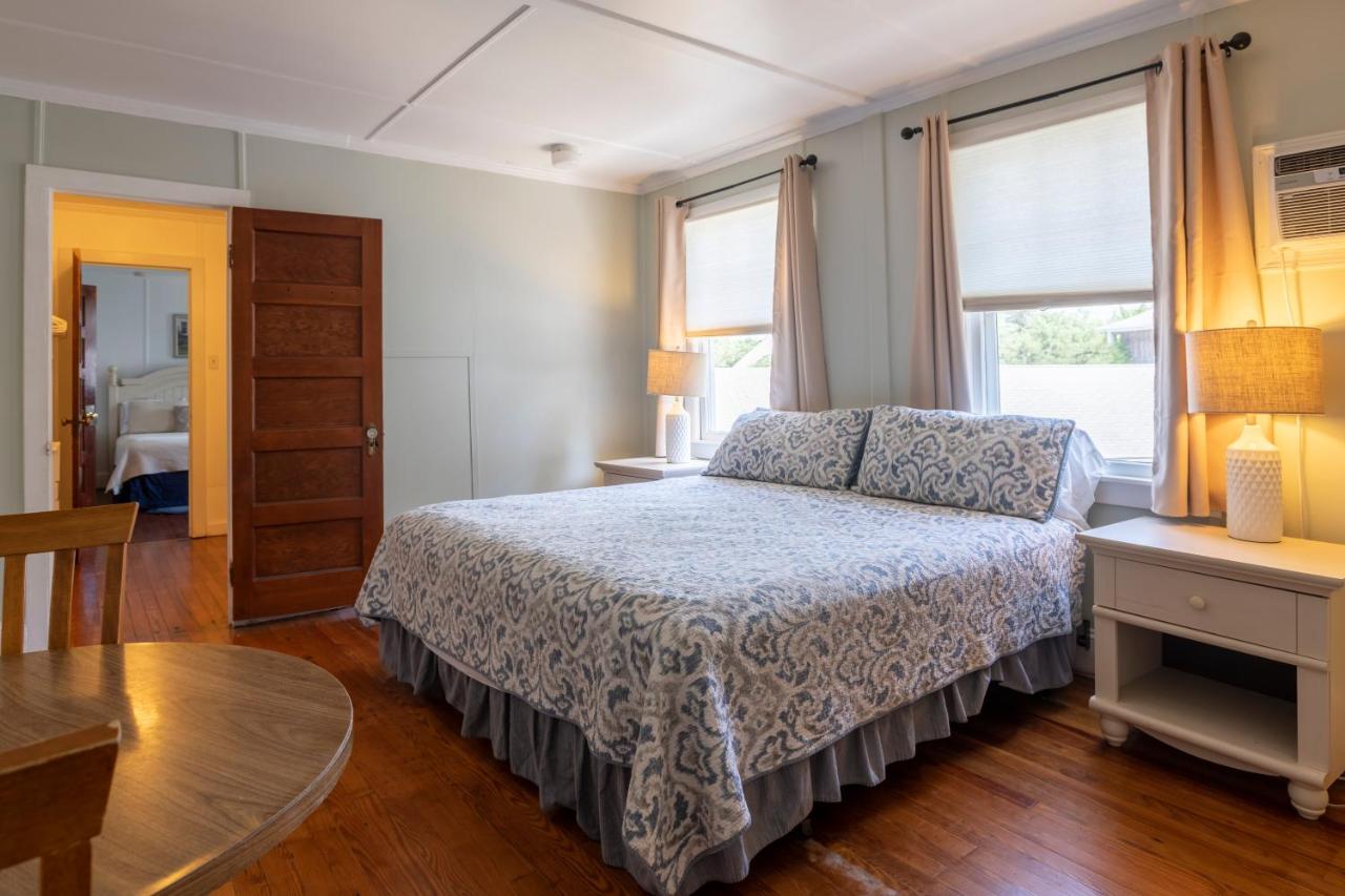 Suite at Blackbeard's Lodge