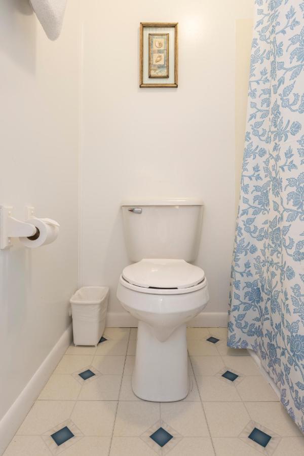 Double Room at Blackbeard's Lodge