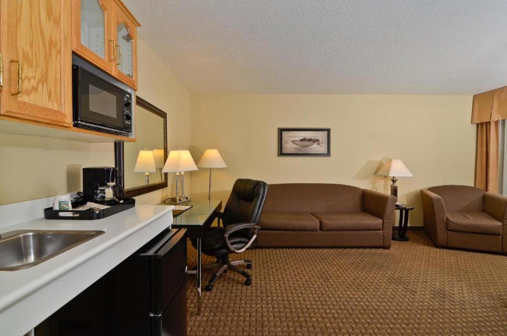 | Hotel Silver Lake