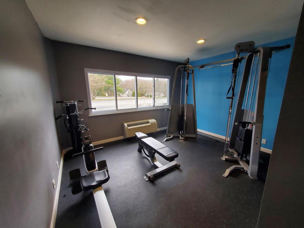 | Groton Inn & Suites