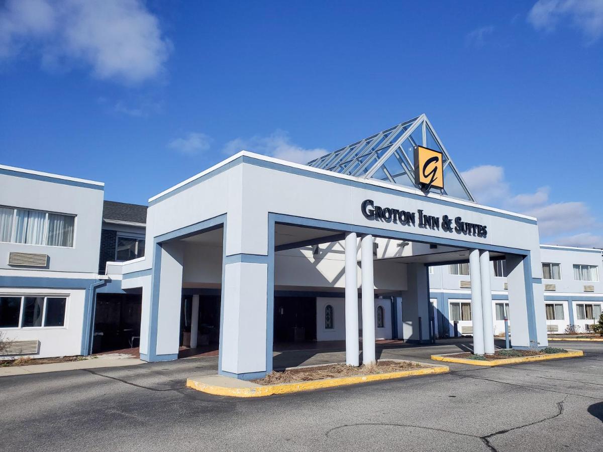 | Groton Inn & Suites