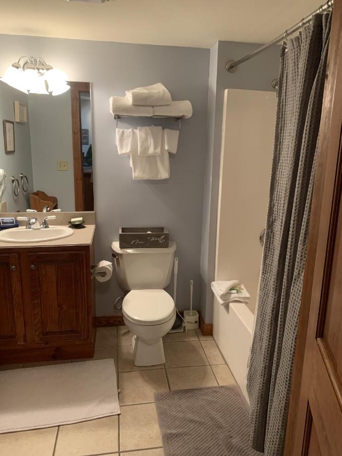 | Highland House 207 Slopeside, Village Area, Ski in out