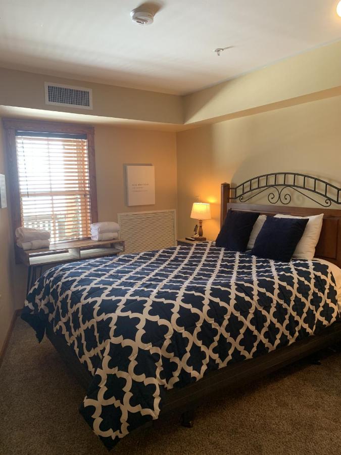 | Highland House 207 Slopeside, Village Area, Ski in out