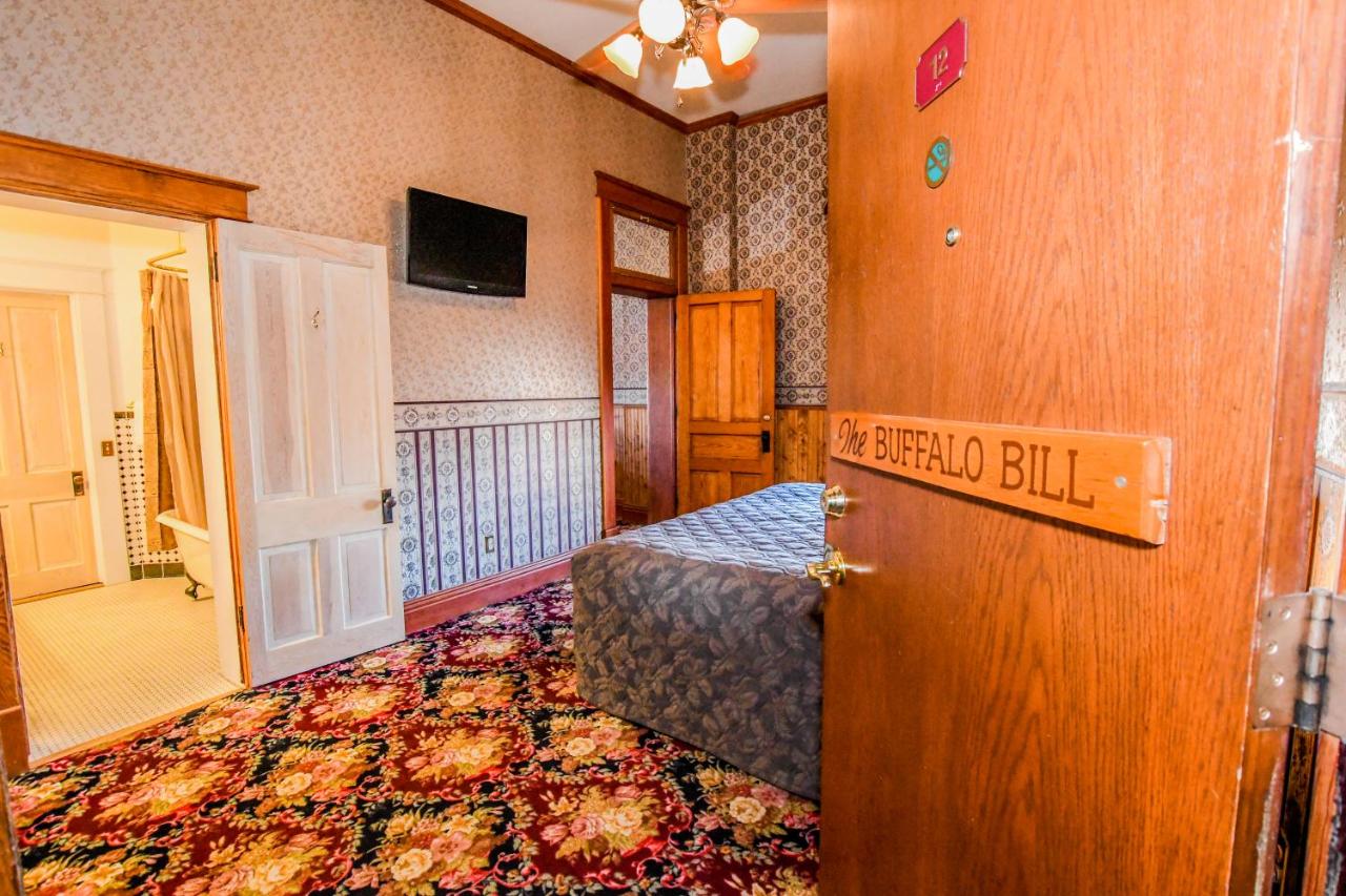 | Irma Hotel
