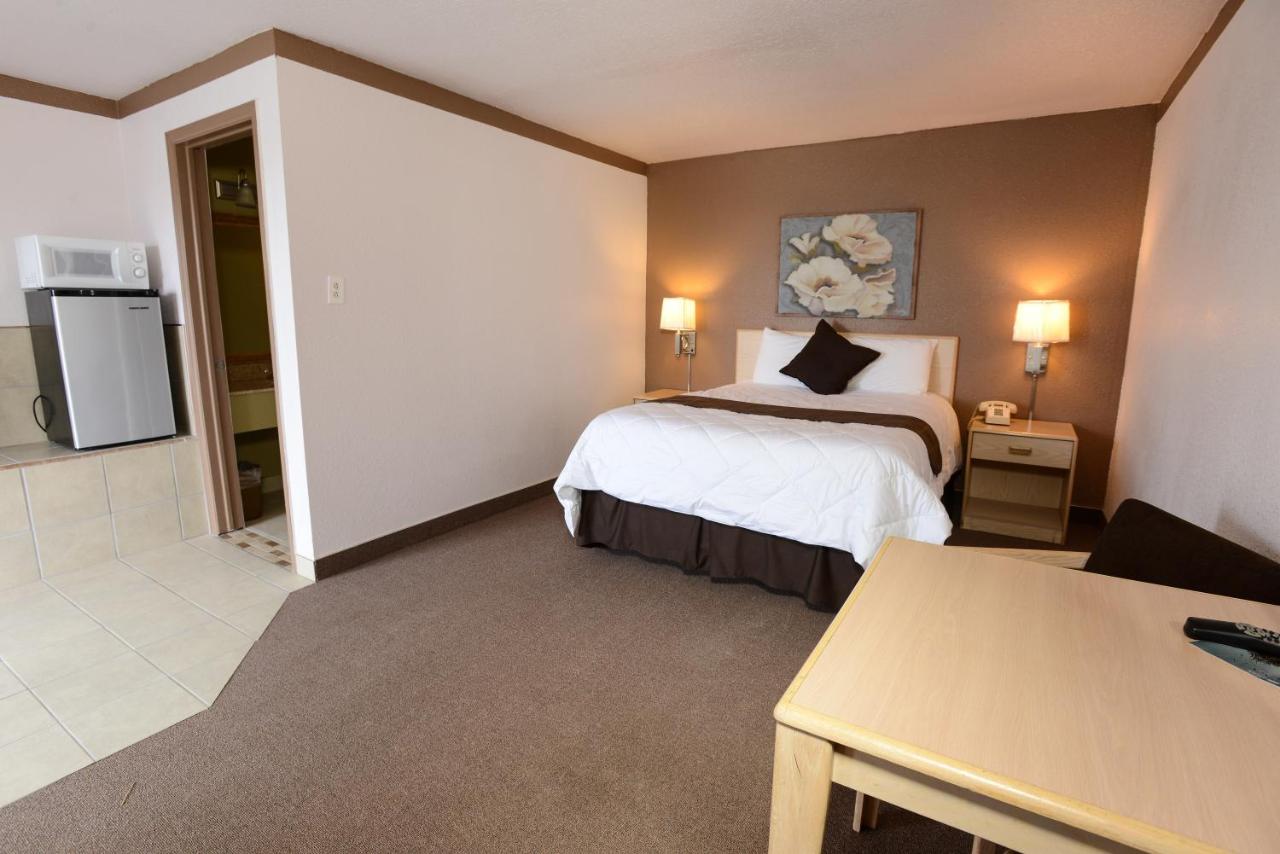 | Burlington Inn