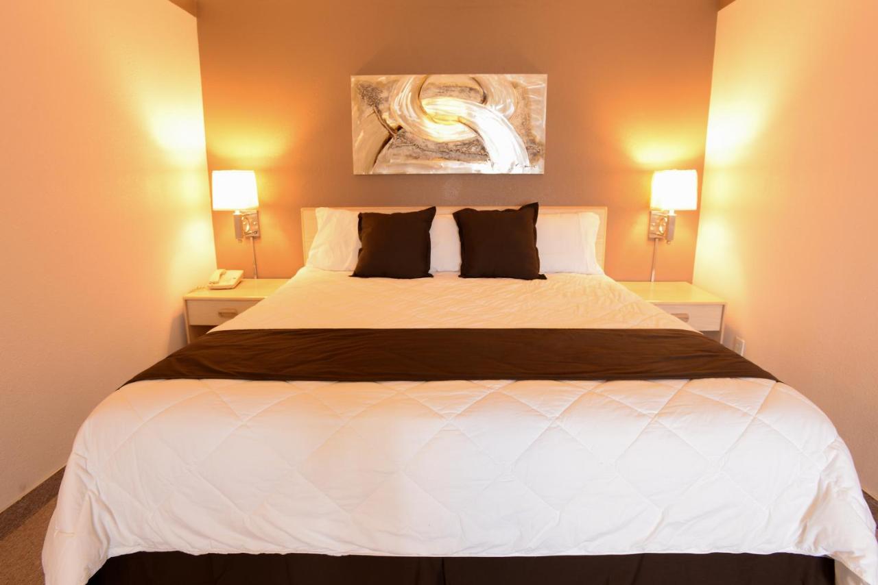 | Burlington Inn