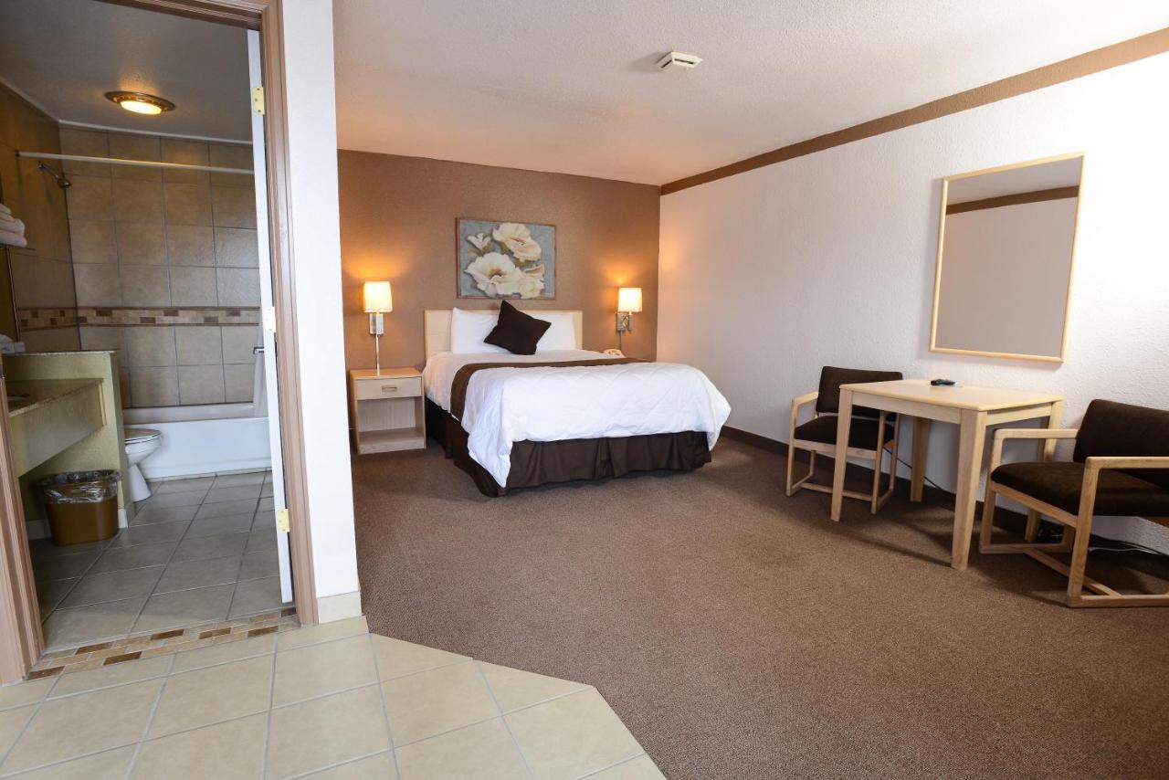 | Burlington Inn