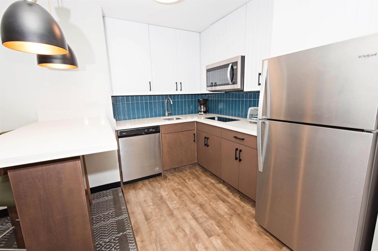 | Staybridge Suites - Denver North - Thornton, an IHG Hotel