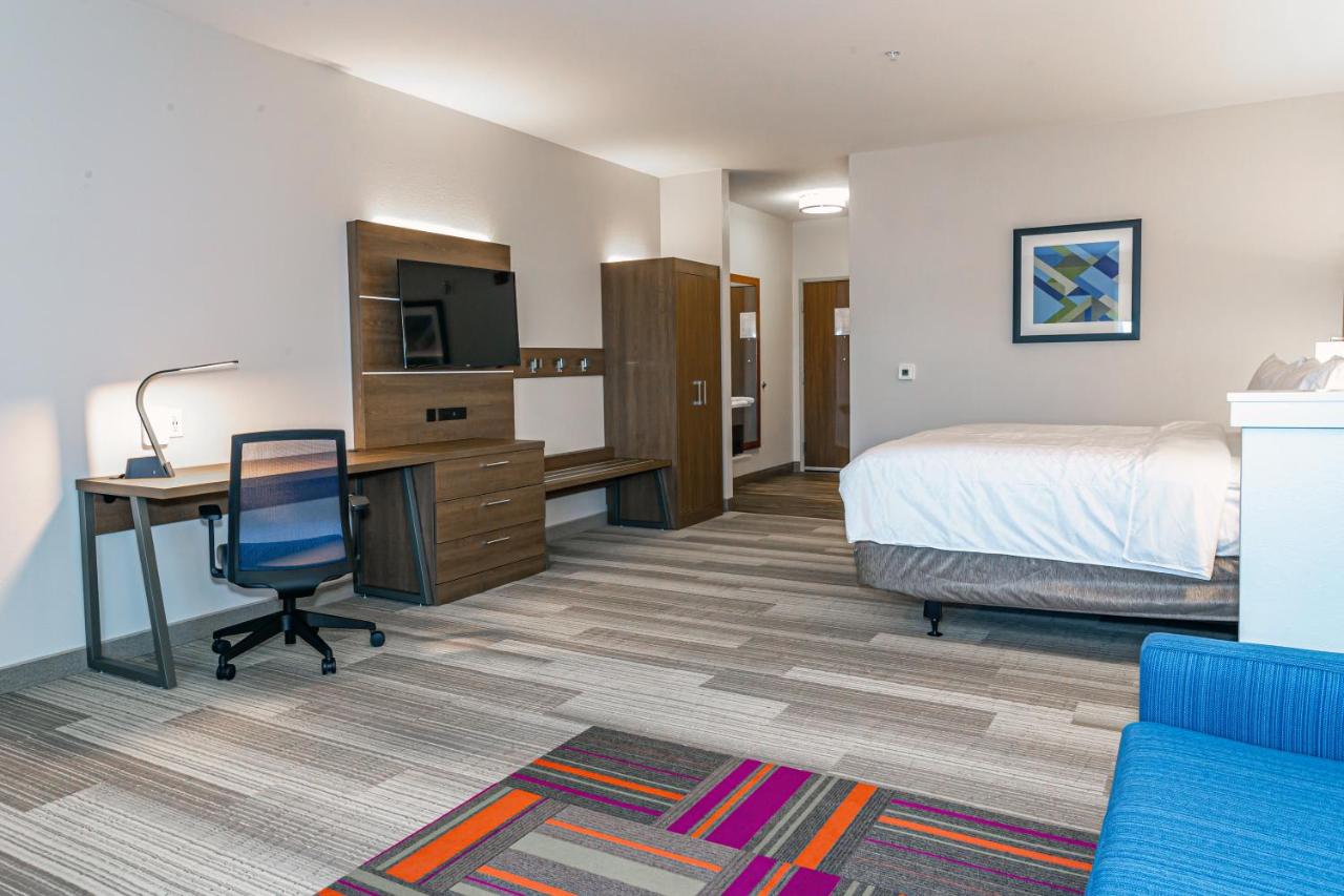  | Holiday Inn Express & Suites - Columbus - Worthington, an IHG Hotel