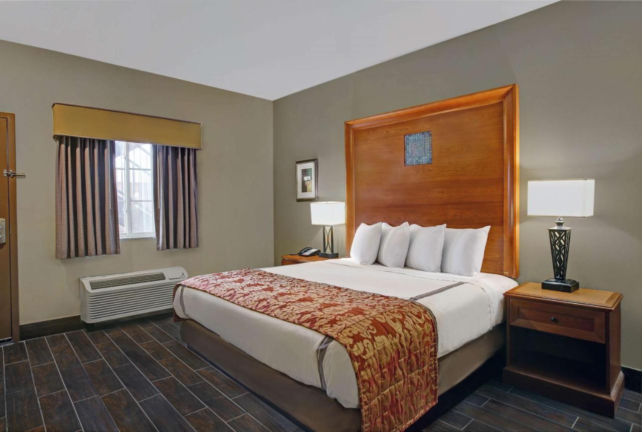 King Room - Disability Access - Non-Smoking at Studio 6 Odessa, TX