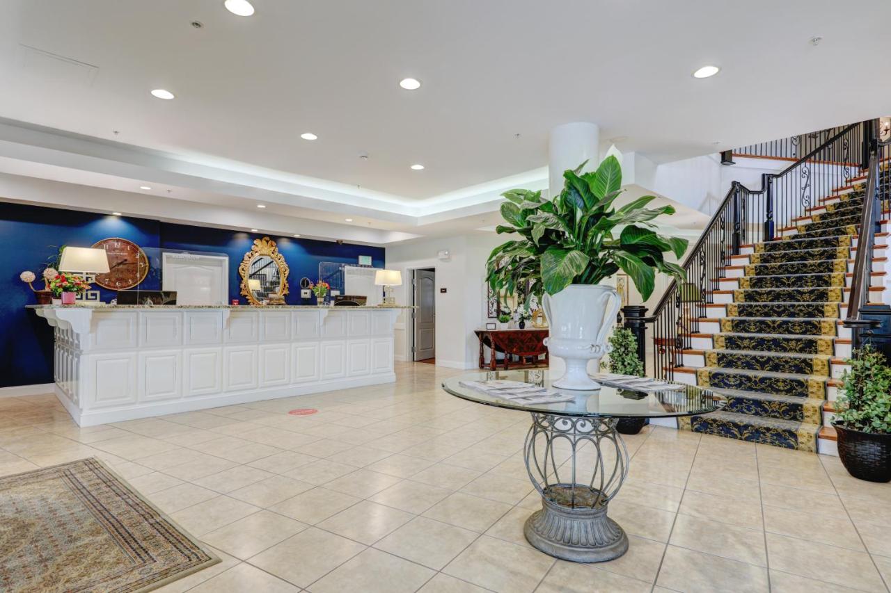 | Hotel Rehoboth