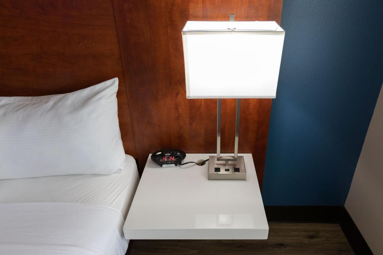 One King Bed Mobility Accessible Non-Smoking at The Azure Hotel