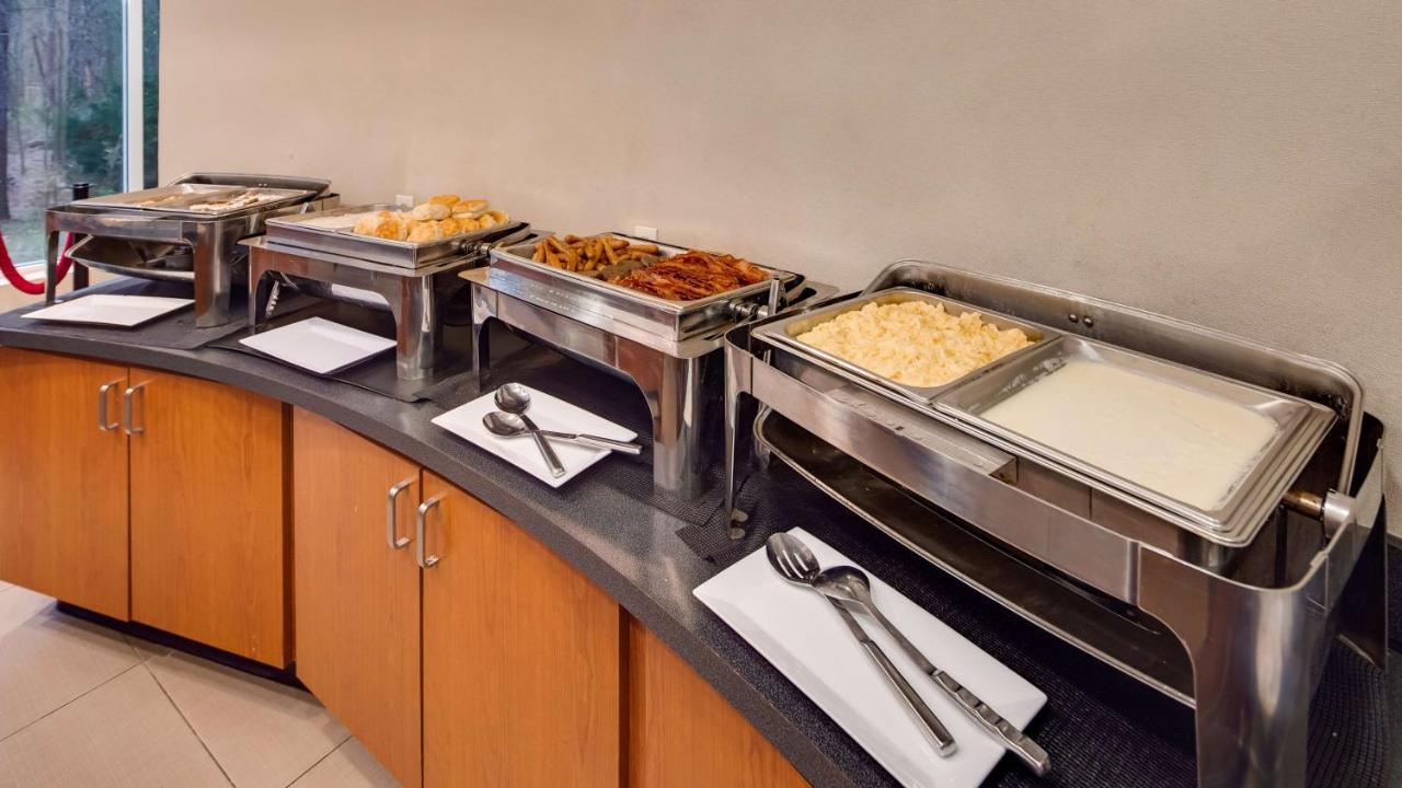 | Best Western Premier I-95 Savannah Airport/ Pooler West