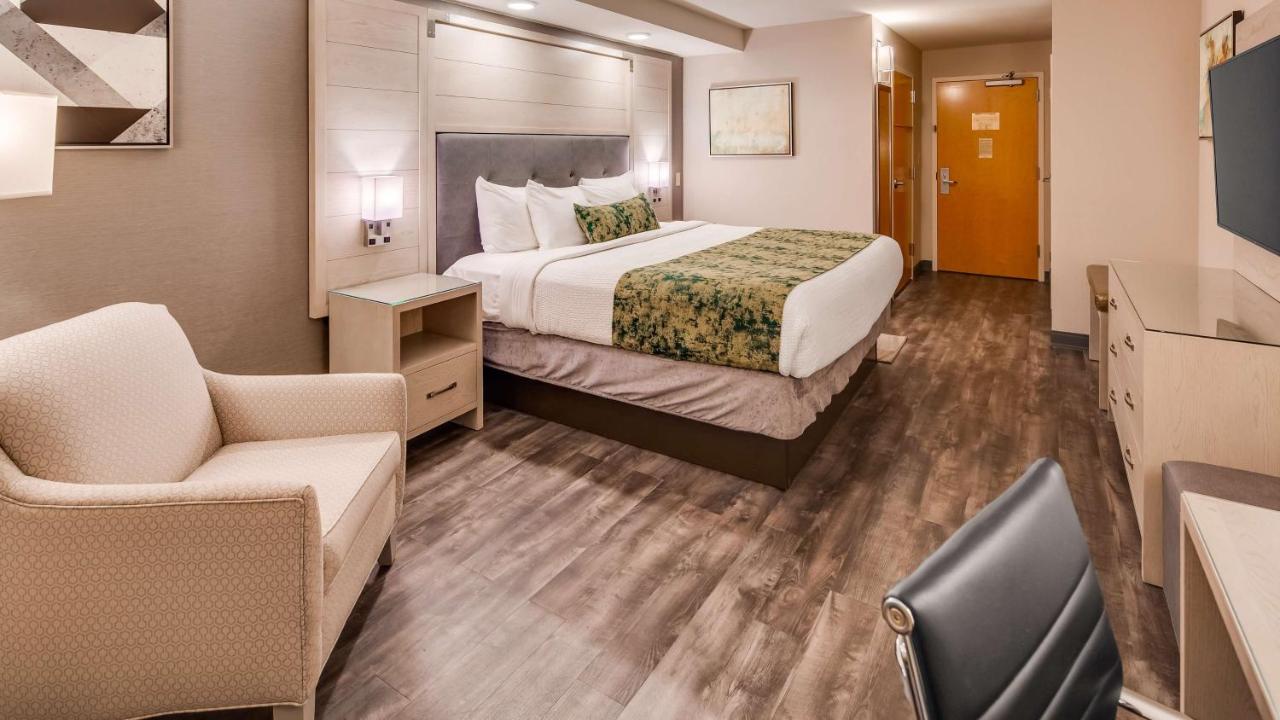 | Best Western Premier I-95 Savannah Airport/ Pooler West