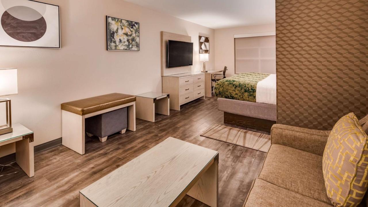 | Best Western Premier I-95 Savannah Airport/ Pooler West