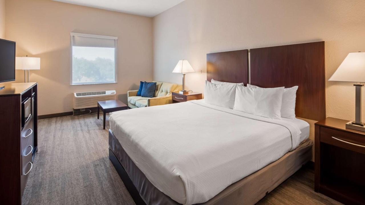 | Best Western Tampa