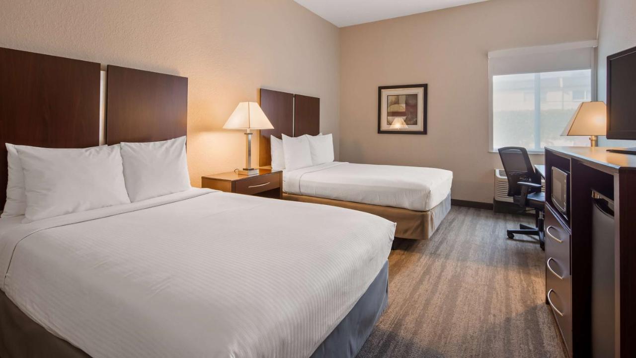 | Best Western Tampa