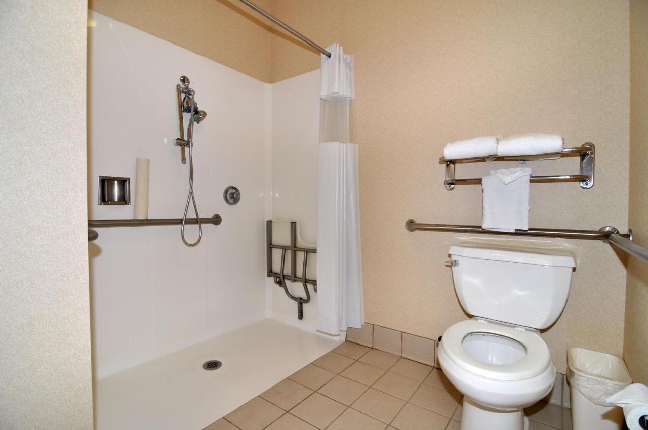 Superior King Room - Mobility Accessible/Non-Smoking at The Atrium Hotel