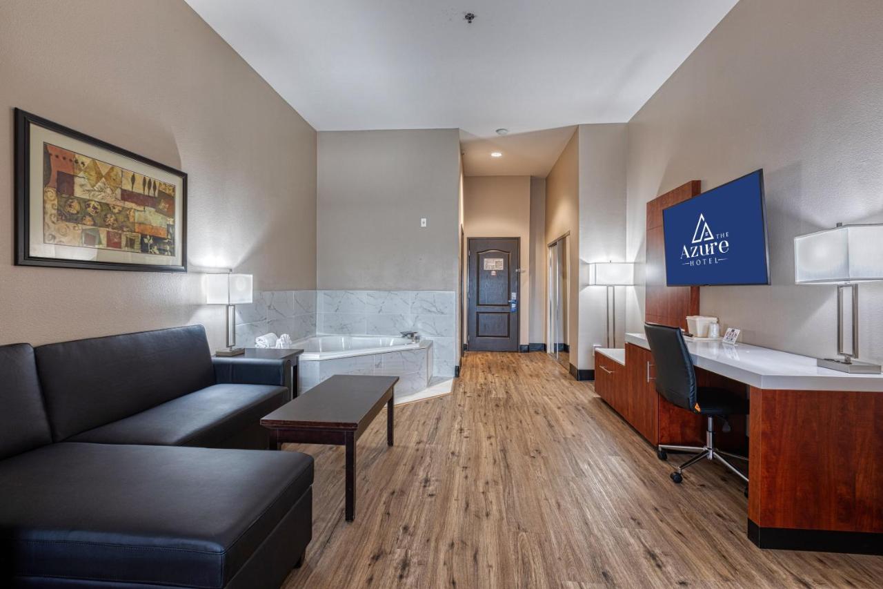 One King Bed - Presidential Spa Tub Suite - Non-Smoking at The Azure Hotel