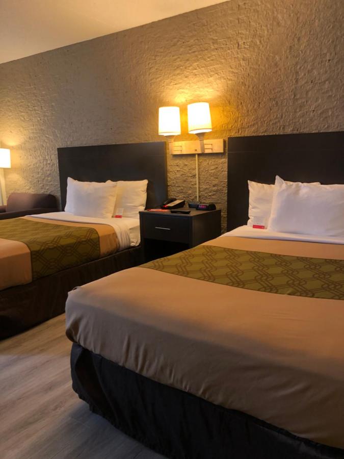 Family Double Room at Econo Lodge Metro
