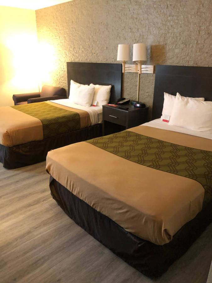 Family Double Room at Econo Lodge Metro