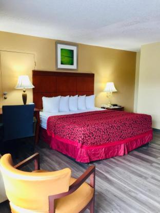 Room #23725954 at Days Inn by Wyndham Orlando Downtown