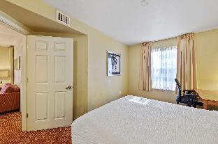 Room #26322606 at Extended Stay America Suites Atlanta Norcross Peachtree Corn