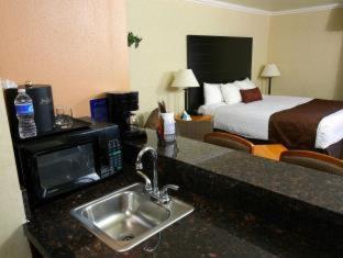 Room #24428764 at Best Western Yuma Mall Hotel & Suites