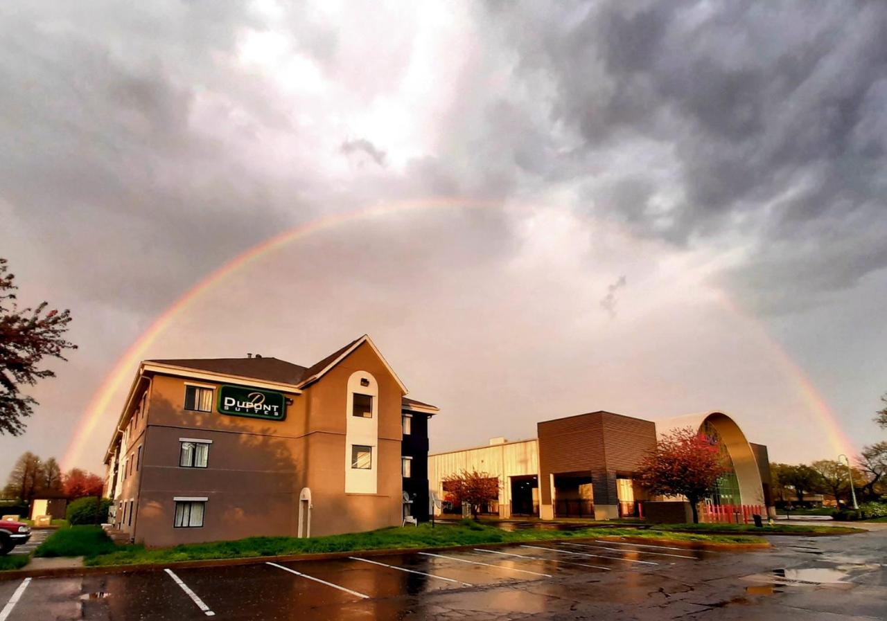 | DuPont Suites - Louisville - St. Matthews