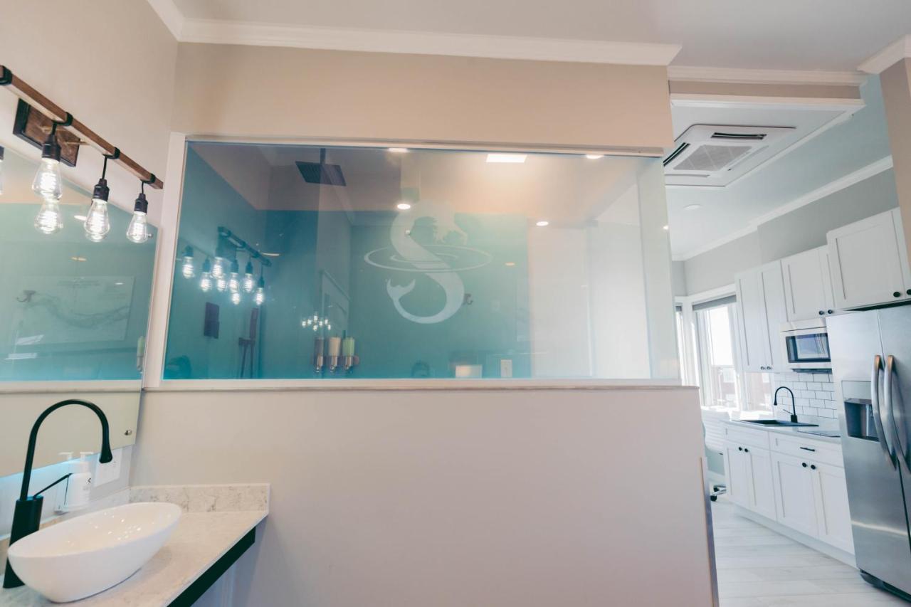 | River Sirens Hotel