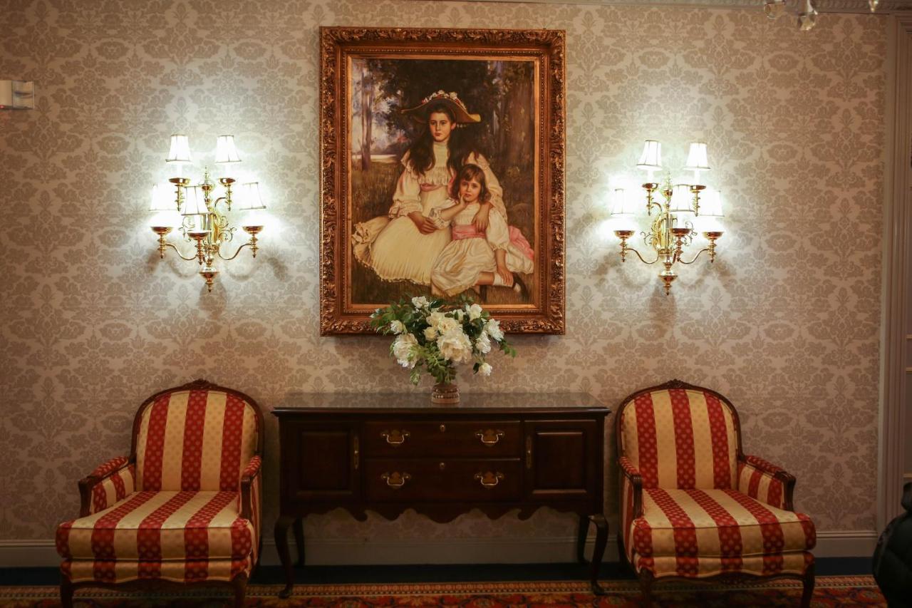 | The Bristol Hotel Campbell San Jose