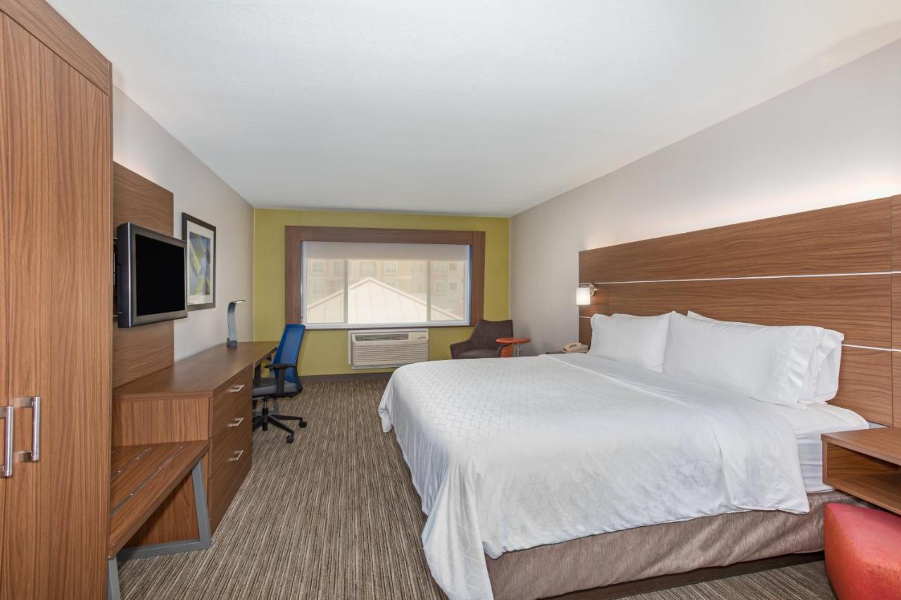 Holiday Inn Express & Suites Phoenix Tempe - University