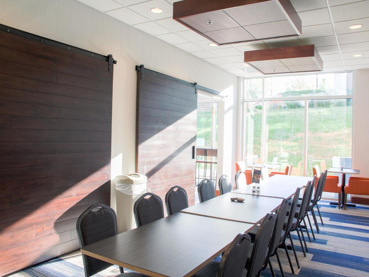  | Holiday Inn Express & Suites Danville, an IHG Hotel