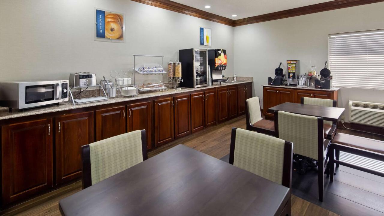 | Best Western Inn & Suites