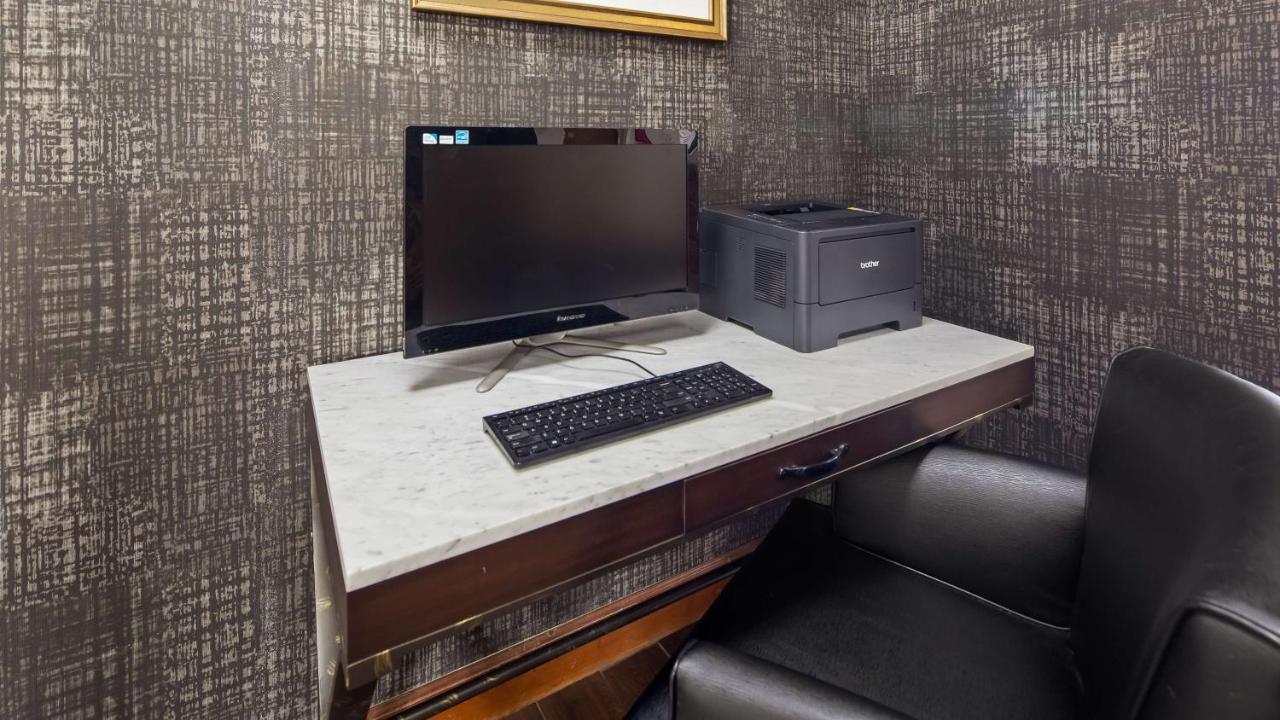 | Best Western Inn & Suites