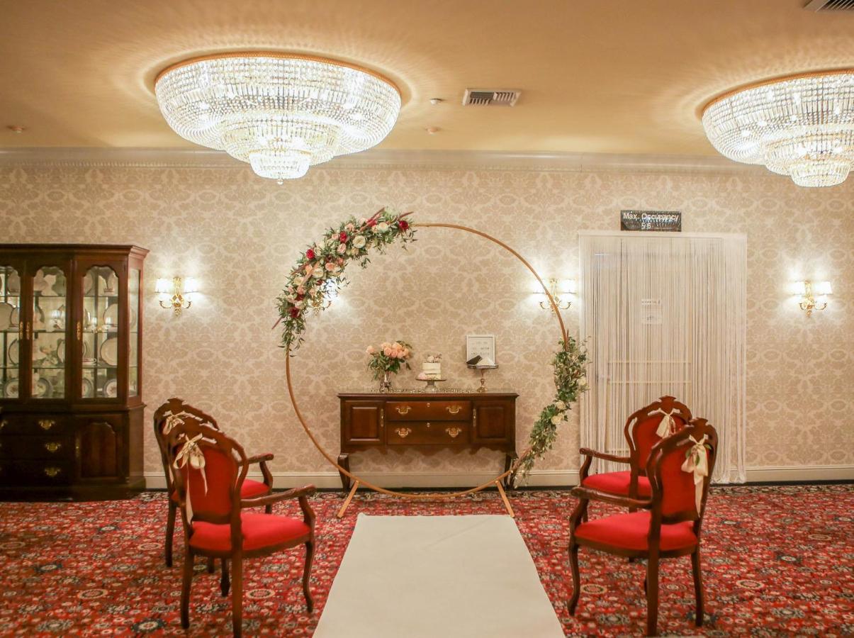 | The Bristol Hotel Campbell San Jose