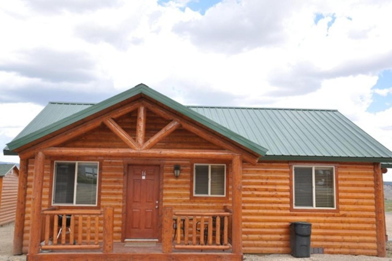 | Bryce Country Cabins