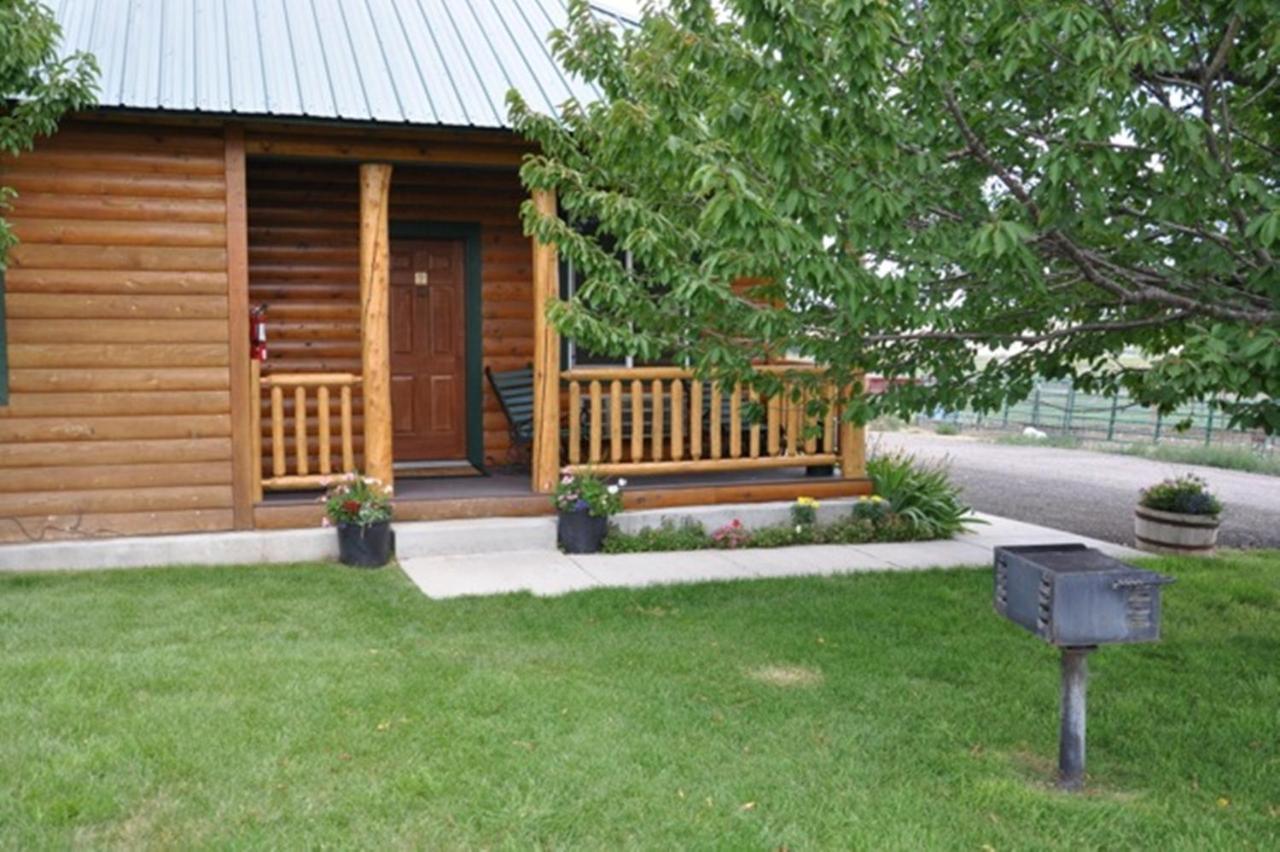| Bryce Country Cabins