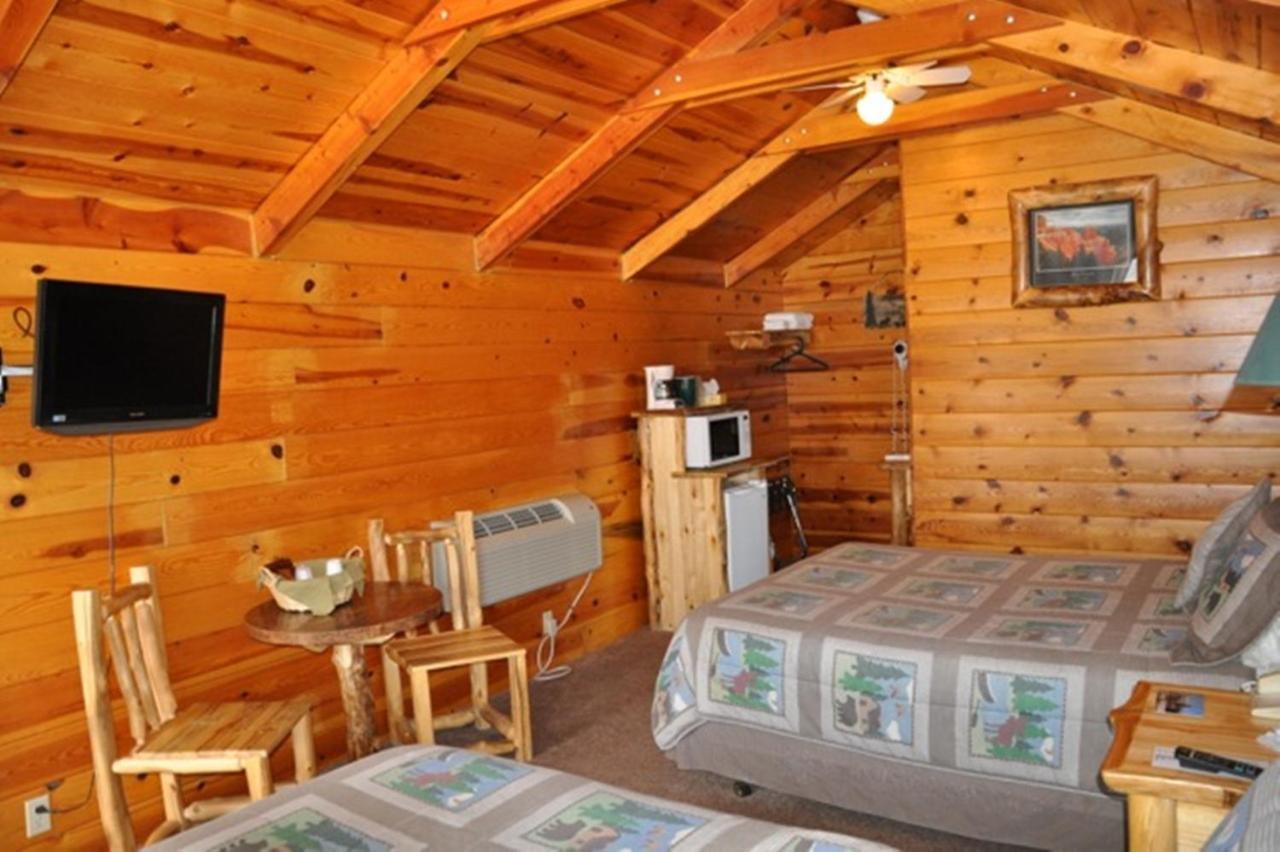 | Bryce Country Cabins
