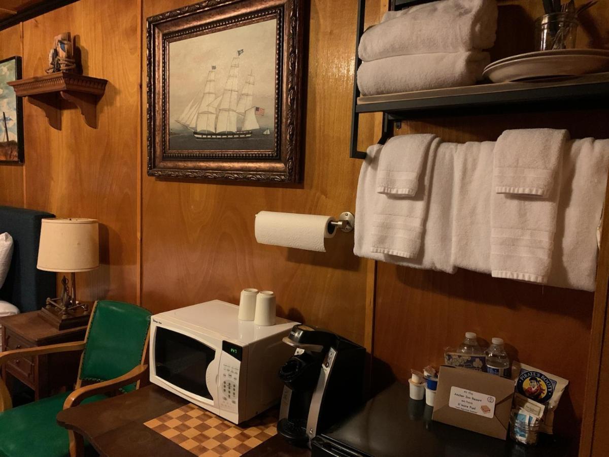 King Studio at Anchor Inn Resort